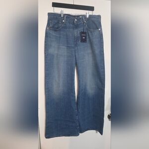 Levi’s Blue Tab Carve Womens Jeans Selvedge Made In Japan Med Wash SZ 31X32 NWT